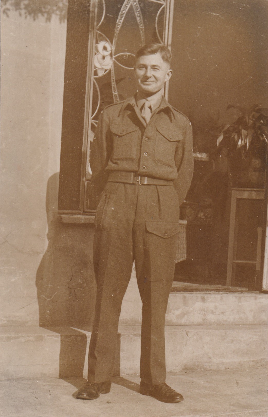 Posed photograph of Royal Signalman Edmund Lowry “Eddy” Priestly in uniform. (Ms. Vivienne Davis) Posed photograph of Royal Signalman Edmund Lowry “Eddy” Priestly in uniform. (Ms. Vivienne Davis)